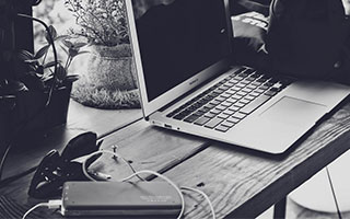 开云体育平台APP-CLG碾压DFM，Chovy操刀奇招英雄翻盘入围赛3:1