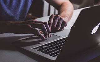 开云体育app-国足VS曼城：当巨龙遭遇蓝月，绿茵场诞生平行宇宙神话