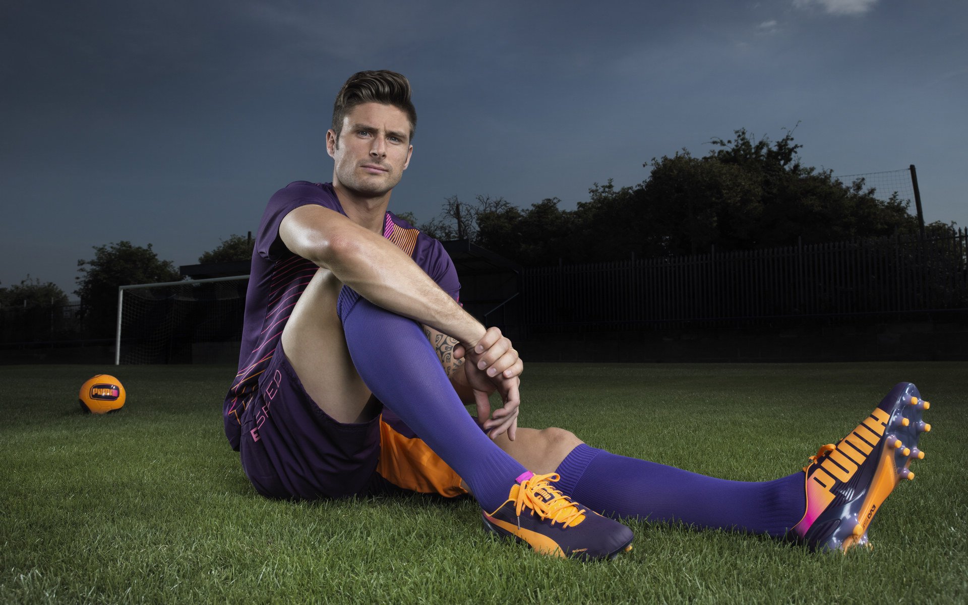 独舞破局!奥斯梅恩野兽模式撕开防线,卡塔尔战术完胜佛罗伦萨